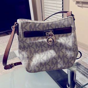 Cream color Michael Kors crossbody